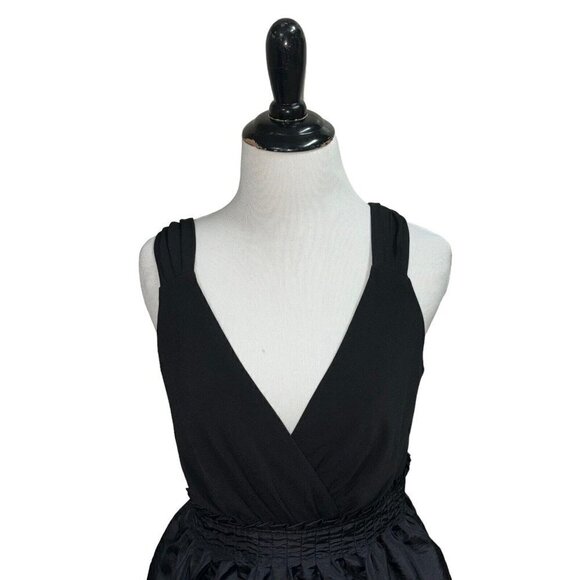 Max and Cleo Women's Size 4 Fit & Flare Cocktail Dress Sleeveless w. Applique - Picture 2 of 10